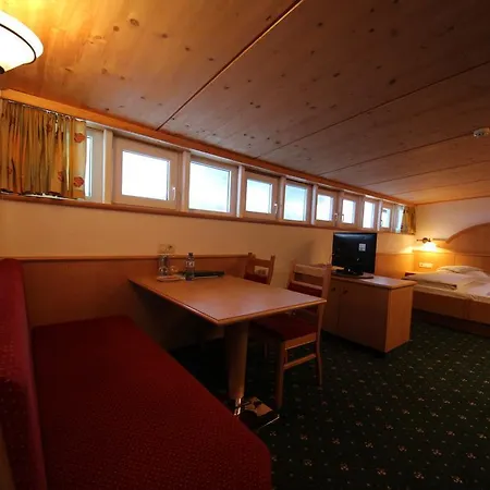 جارني لارتشينهوف فندق ليش ام ارلبرغ