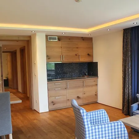 جارني لارتشينهوف فندق