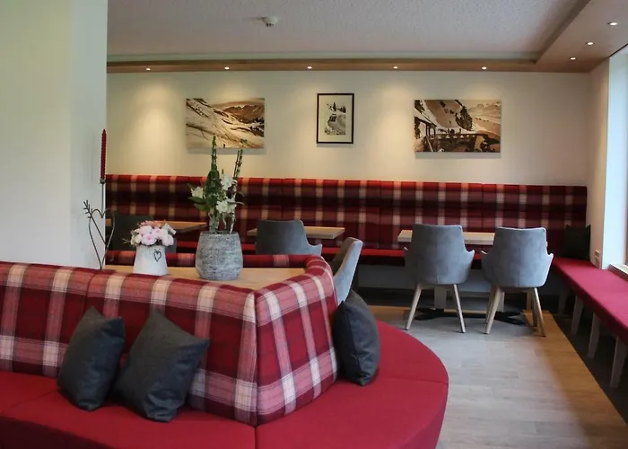 Garni Lärchenhof Hotel 3*